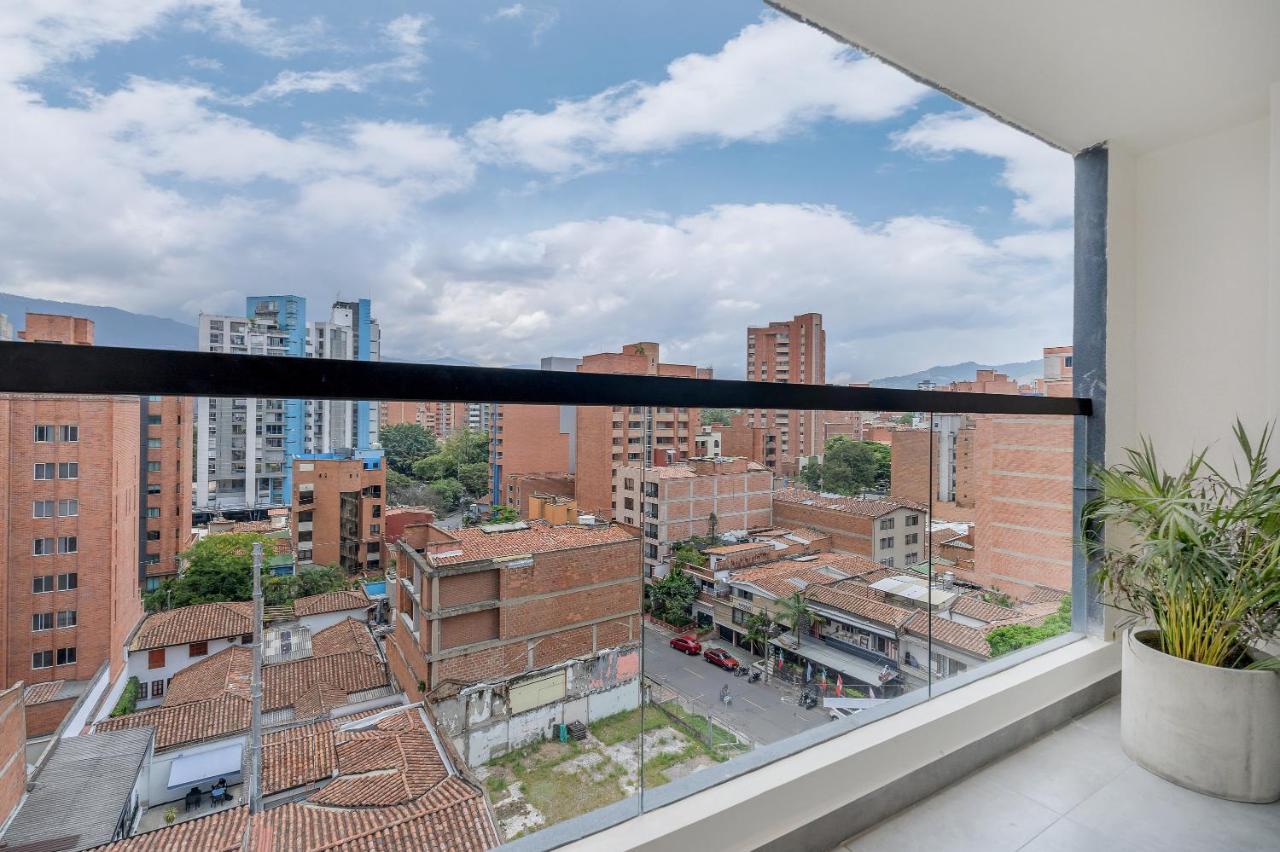 Apartamentos Housy Laureles Medellín Dış mekan fotoğraf