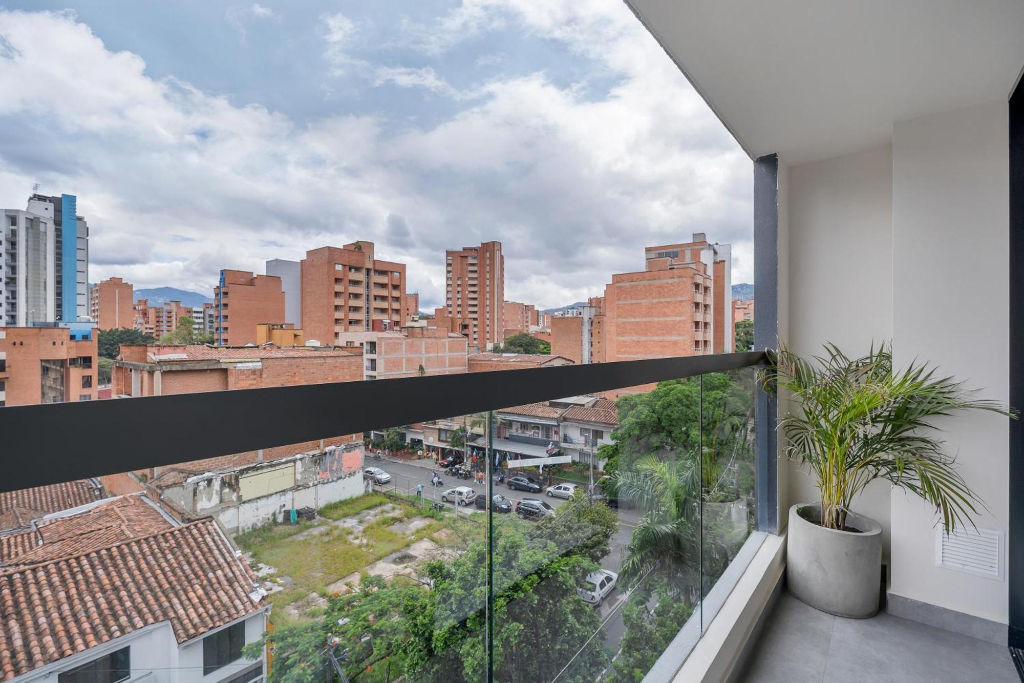 Apartamentos Housy Laureles Medellín Dış mekan fotoğraf